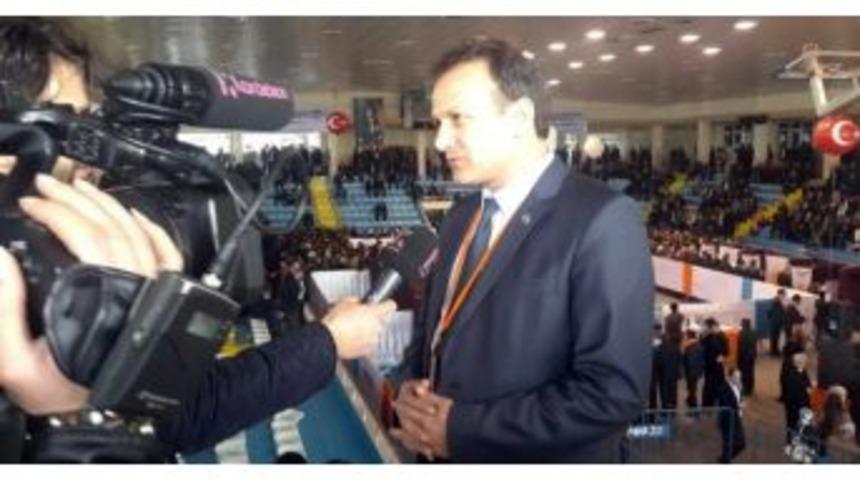 Prof. Dr. T&uuml;retken Teşkilatlara Teşekk&uuml;r Etti