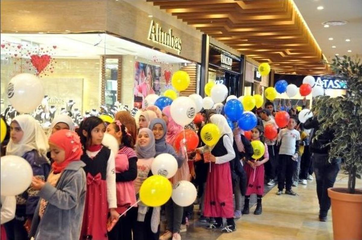 Başakşehir 150 Suriyeli &Ouml;ğrenciyi Şanlıurfa&rsquo;da Ağırladı