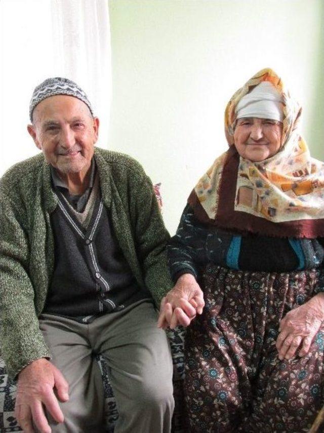 Sacide Nine&rsquo;den Gen&ccedil; Kızlara &lsquo;peki&rsquo; Tavsiyesi 3