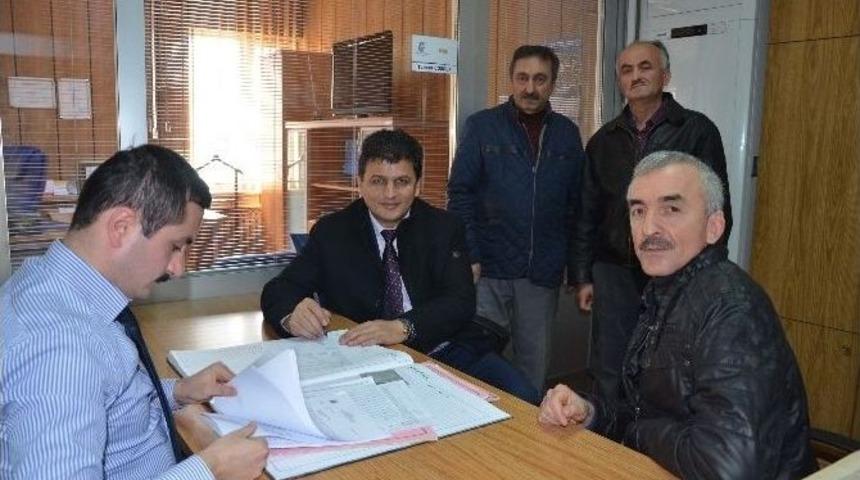 Kozlu Belediyesi Tapu Dağıtmaya Devam Ediyor