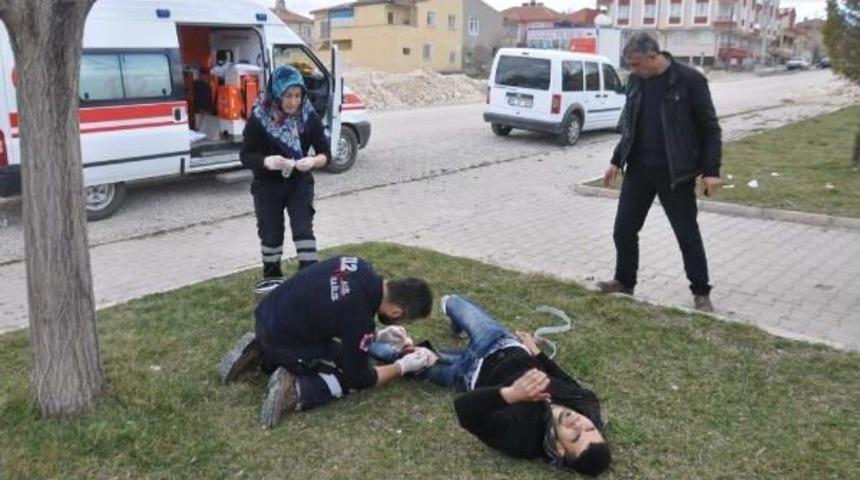 Kavga Ettiği Arkadaşı Tarafından Parkta Bı&ccedil;aklandı