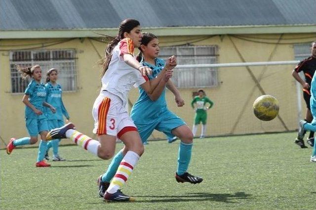 Kadınlar Üçüncü Futbol Ligi 4. Grup