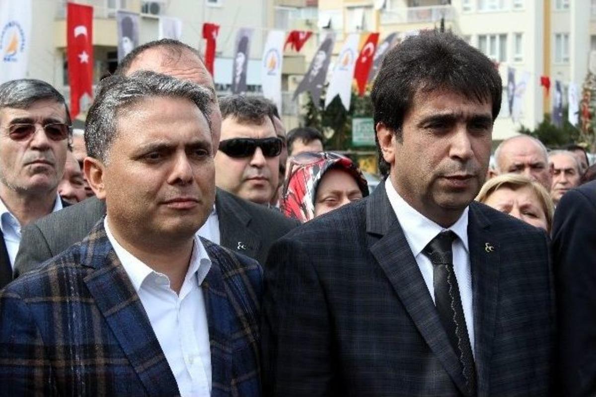 D&ouml;rt Parkın A&ccedil;ılış T&ouml;reni Chp Ve Mhp&rsquo;yi Bir Araya Getirdi