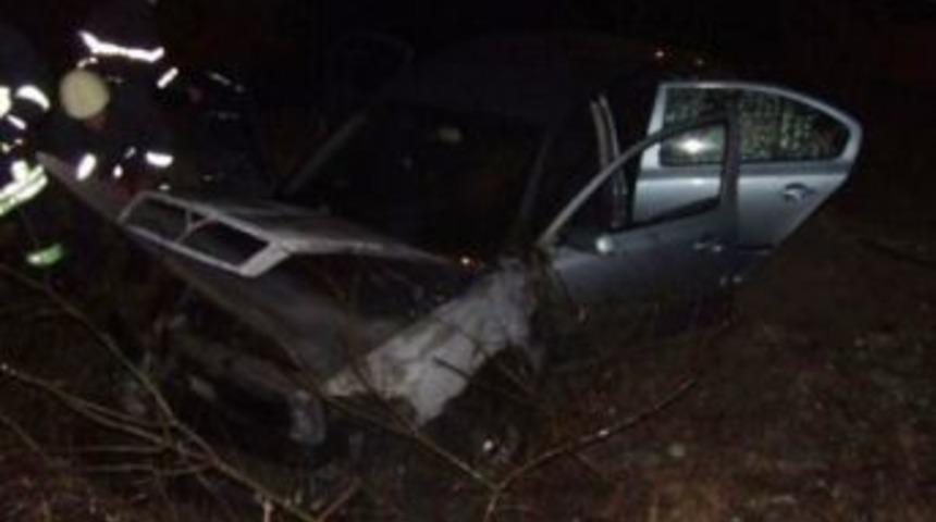 Takla Atan Araçtan Burnu Bile Kanamadan Kurtuldu