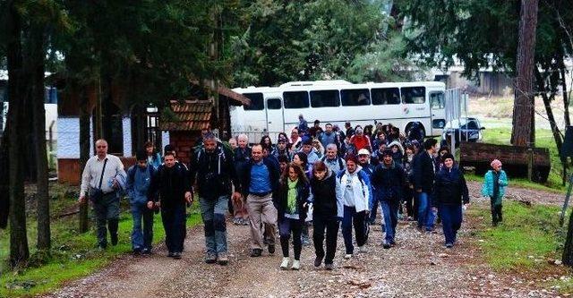 Kepez’in Doğa Yürüyüşüne 100 Doğasever Katıldı