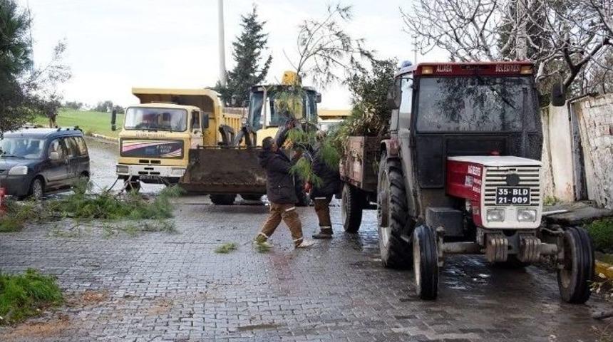 Aliağa&rsquo;da Altyapı Ve &Ccedil;evre D&uuml;zenleme &Ccedil;alışmaları