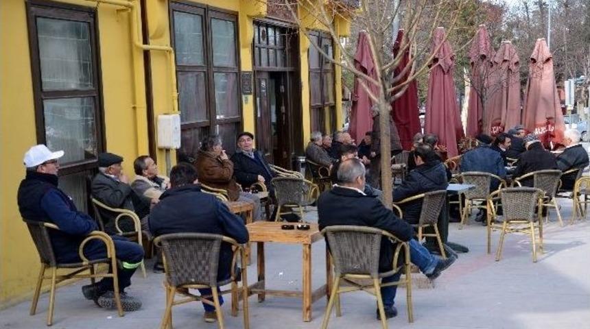 Sıcak Hava Eskişehir Halkına Yaradı