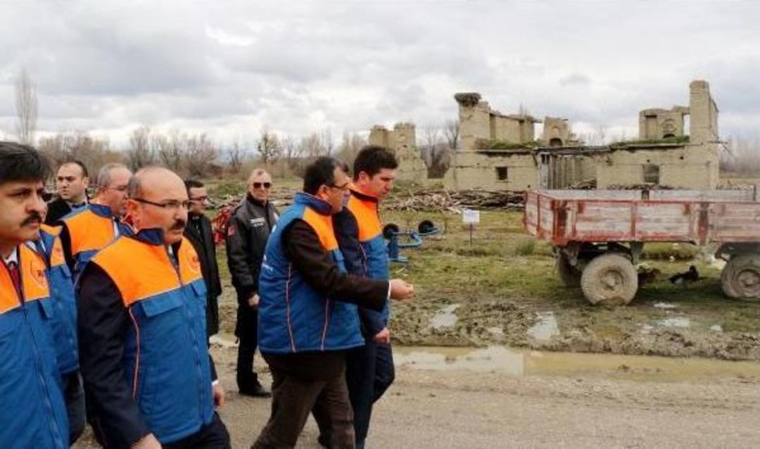 T&uuml;rkiye'nin Ilk 'deprem K&ouml;y&uuml;' Burdur'da Oluşturuldu