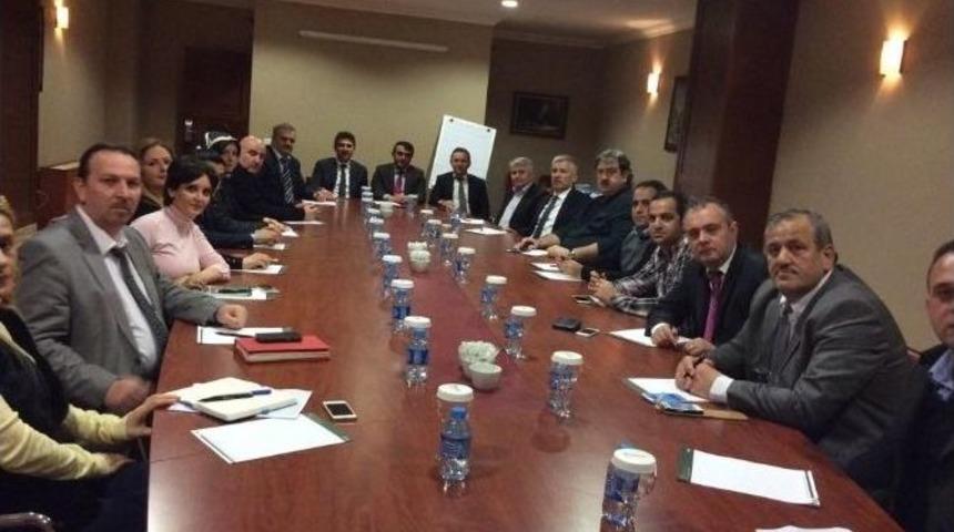 K&uuml;lt&uuml;r Ve Basın Yayın M&uuml;d&uuml;rleri Kartepe&rsquo;de Buluştu