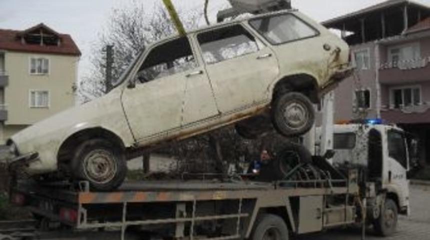 İzmit Belediyesi&rsquo;nden Hurda Ara&ccedil; Uyarısı