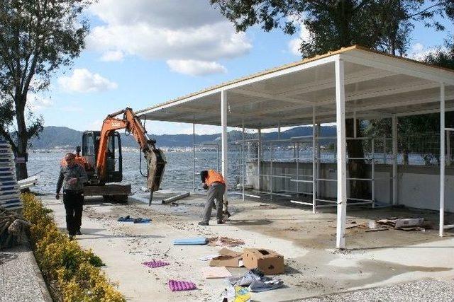 Marmaris&rsquo;te Projeye Aykırı Turistlik İşletmeler Yıkılıyor 1