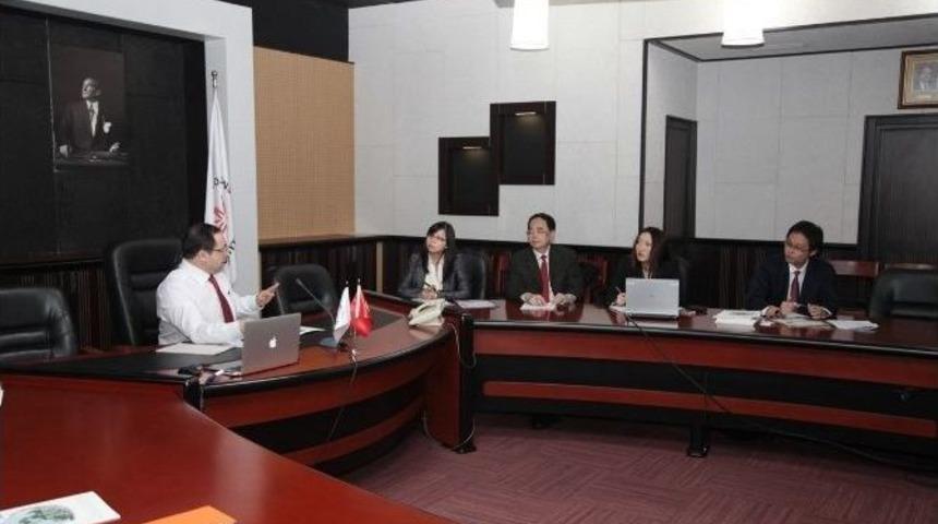 Singapur Bilim Heyeti İyte&rsquo;yi Ziyaret Etti