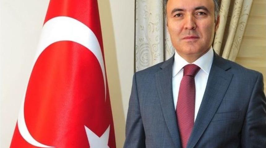 Vali Altıparmak, Minik Tuğsem’e Sahip Çıktı