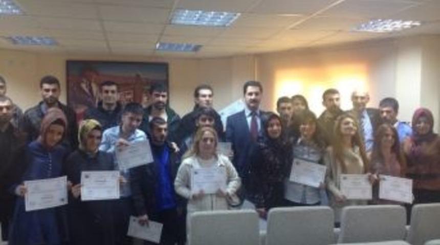 Batman&rsquo;da 30 Kişiye Girişimcilik Sertifikası Verildi