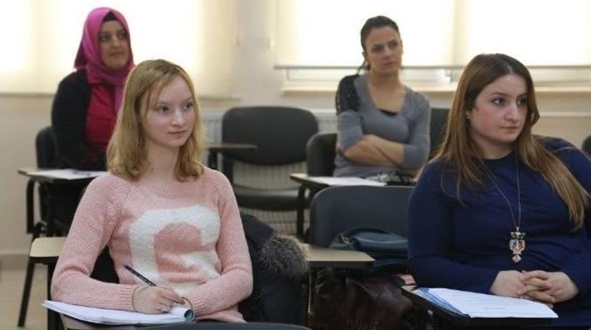 Ko-mek Y&ouml;netici Asistanlığı Kursu Başladı