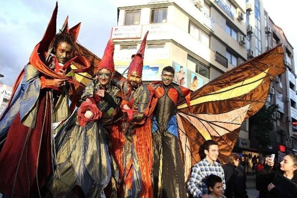 Karşıyaka&rsquo;da &ldquo;kukla G&uuml;nleri&rdquo; Heyecanı