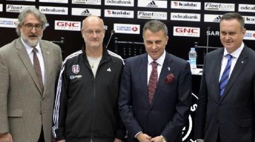 Beşiktaş İntegral Forex, Başantren&ouml;r Henrik Dettmann Ile S&ouml;zleşme Imzaladı