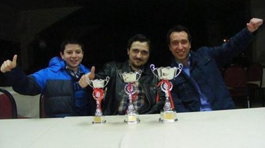 Yunusemre Belediyespor Satran&ccedil; Takımı&rsquo;ndan B&uuml;y&uuml;k Başarı