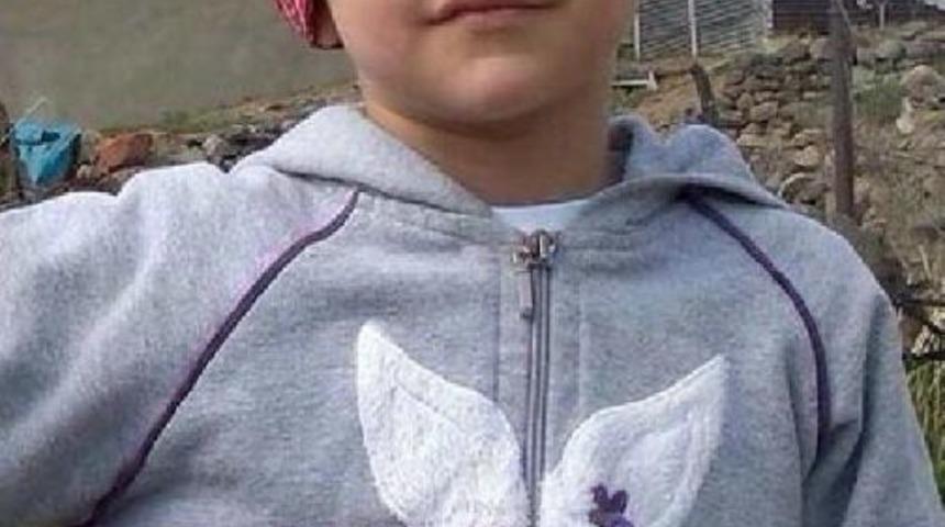 Y&uuml;z&uuml;nde T&uuml;m&ouml;r &Ccedil;ıkan Zeynep I&ccedil;in Yardım Hesabı A&ccedil;ıldı