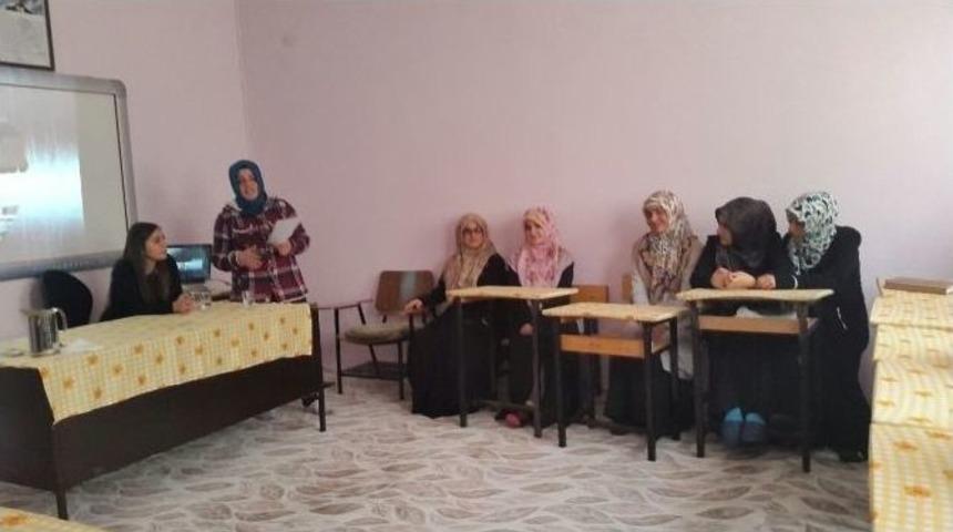 Kur&rsquo;an Kursu &Ouml;ğrencilerine Konferans