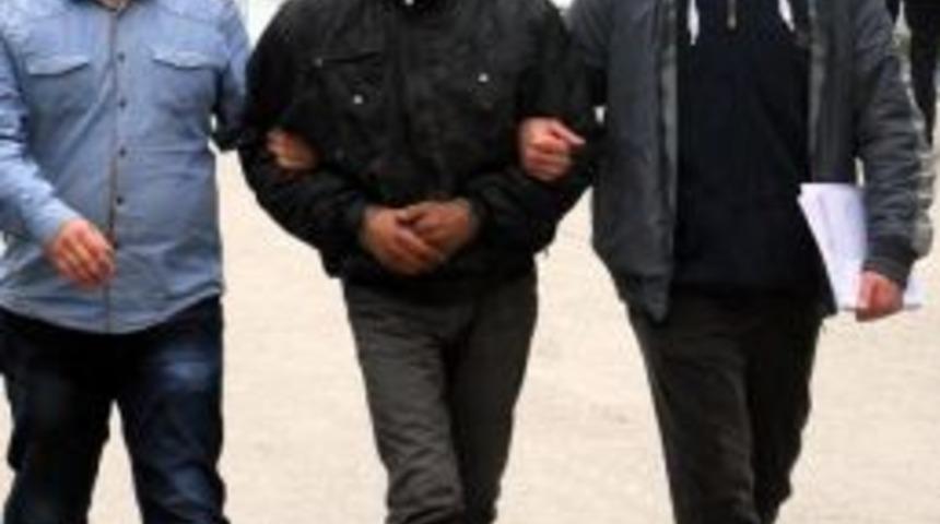 Tamircideki Ara&ccedil;ların Radyat&ouml;rlerini &Ccedil;alan Yakalandı