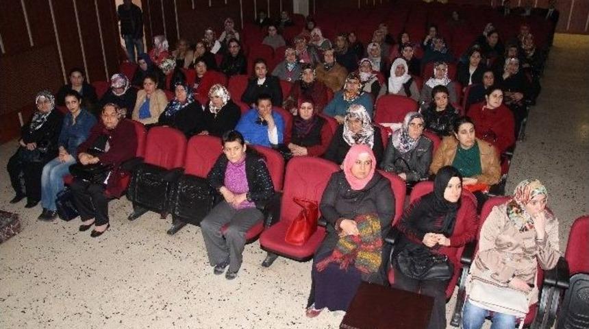 &Ccedil;ocukta Mahremiyet Eğitimi Semineri D&uuml;zenledi