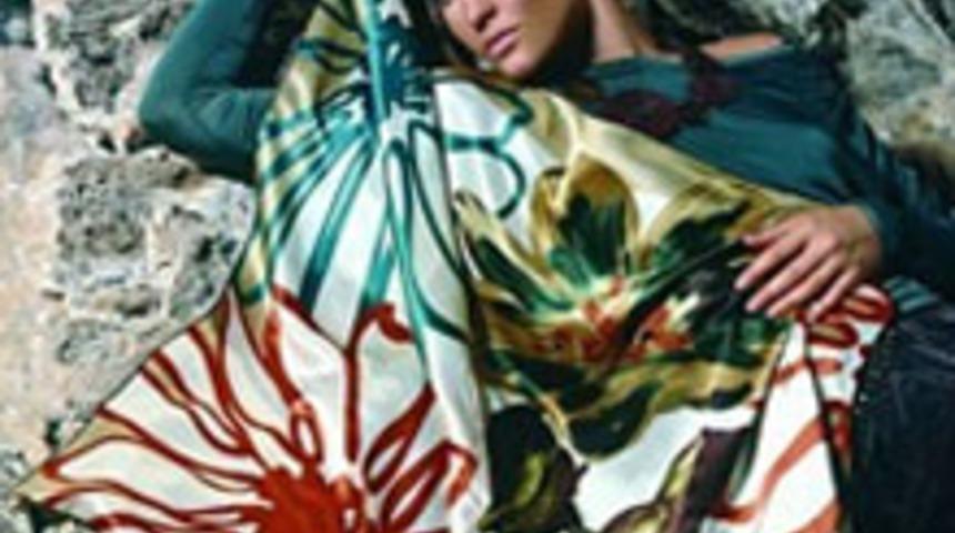 Eşarp Modasının D&ouml;n&uuml;ş&uuml;