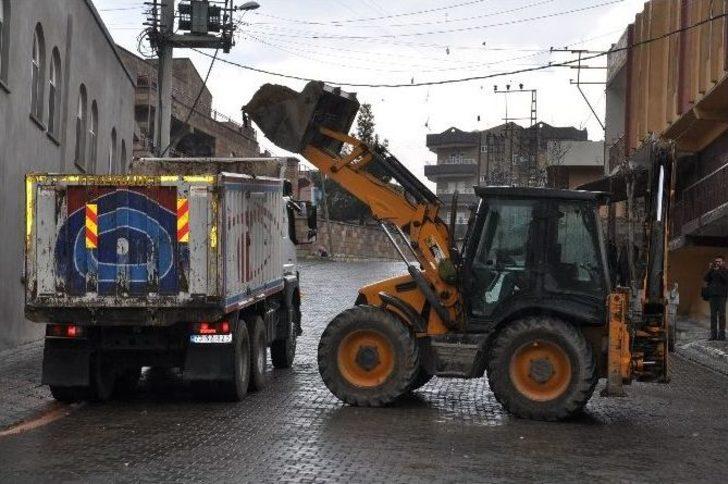 Çadırlardan Sonra Hendekler De Kapatılmaya Başlandı G4