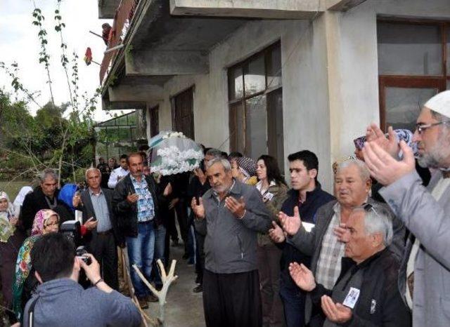Diyetisyen Yelda Kahvecioğlu, Gazipaşa'da Toprağa Verildi