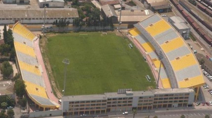 Alsancak Stadı Sonunda Yıkılıyor