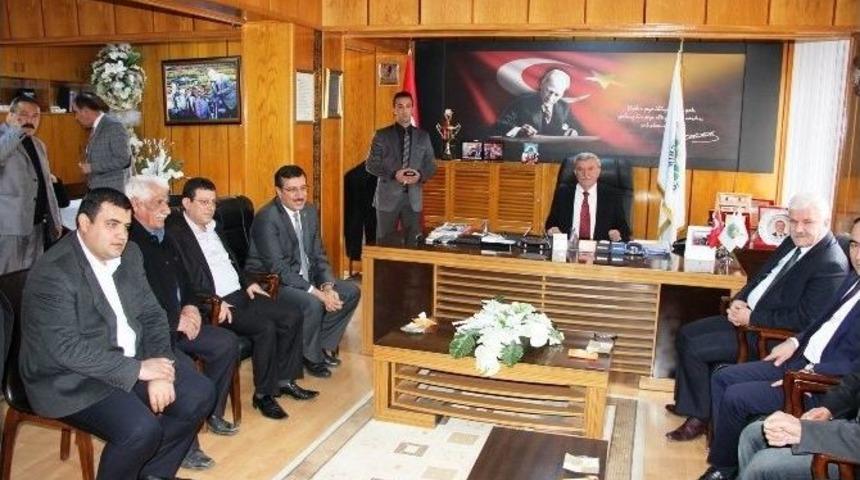 T&uuml;fenkci: "ak Parti Tek Başına M&uuml;cadele Ediyor"