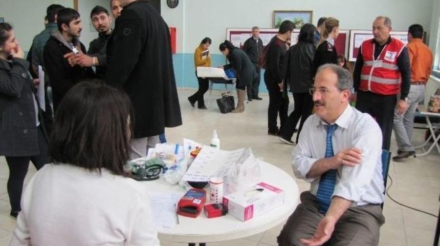 Hisarcık Myo &Ouml;ğrencilerinden Kan Bağışına Destek