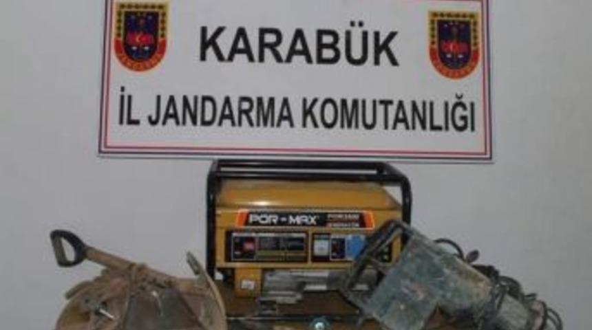 Jandarmadan Kaçak Kazı Operasyonu