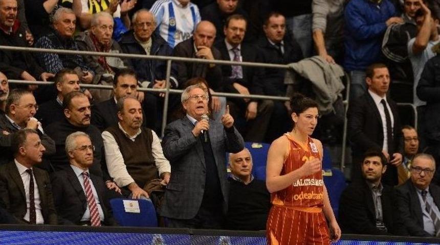 Aziz Yıldırım K&uuml;f&uuml;r Eden Taraftarı Uyardı