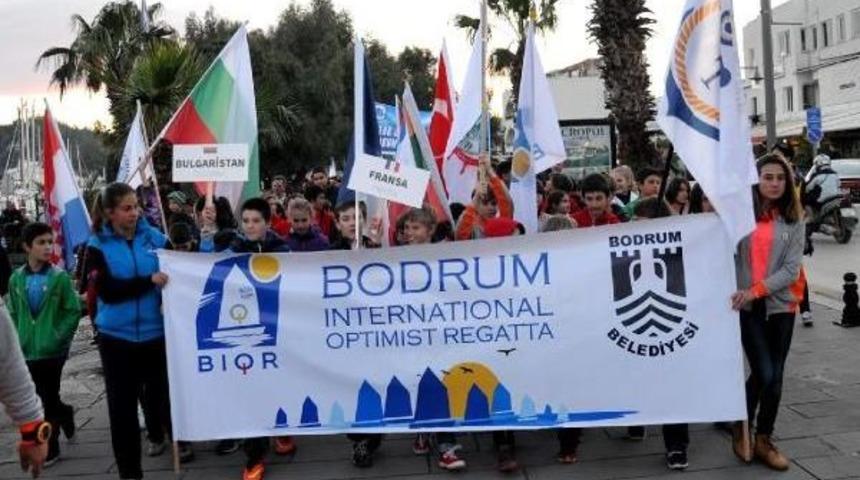 Optimistler &Ouml;nce Karada Boy G&ouml;sterdi