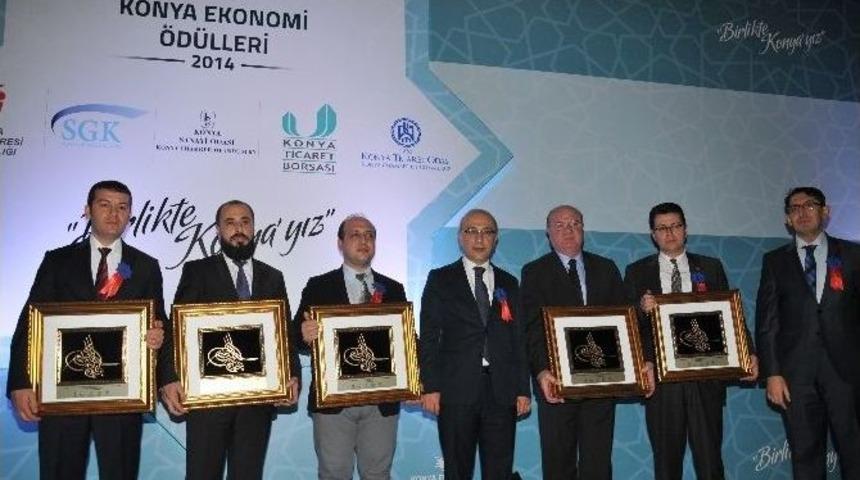 Konya Ekonomi &Ouml;d&uuml;lleri Sahiplerini Buldu
