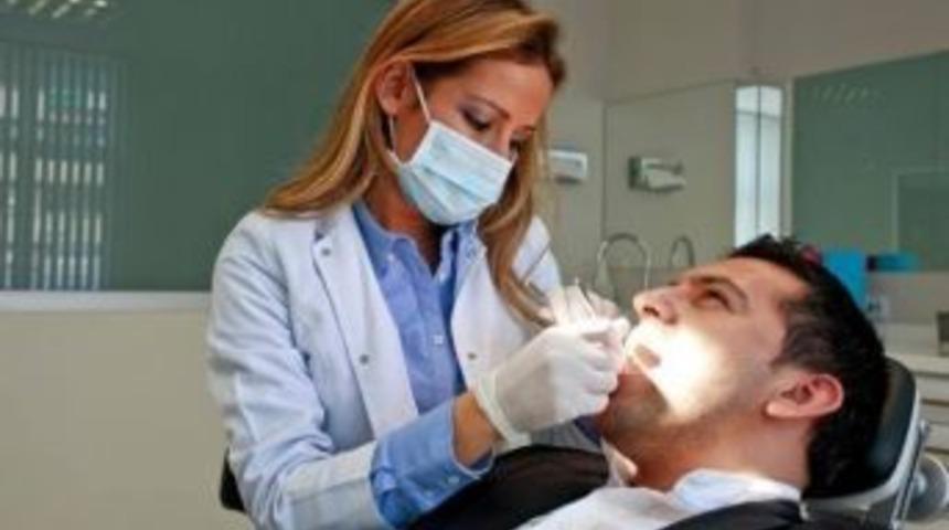 Diş Fır&ccedil;alarken Dikkat