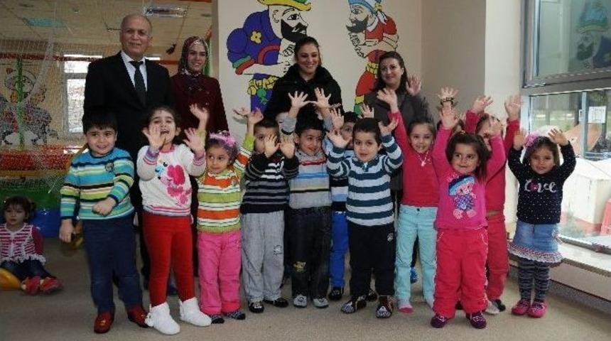 Kalecik Milli Eğitim M&uuml;d&uuml;r&uuml;, Nezaket Okulları&rsquo;nı Ziyaret Etti