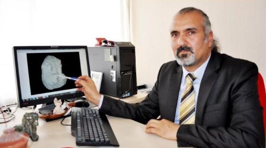 Profes&ouml;r &Ouml;zhanlı: Side'nin Kehanet Merkezi Olduğu Belgelendi