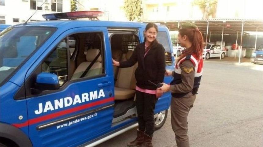 16 Yaşındaki Kıza Anne Şiddeti İddiası