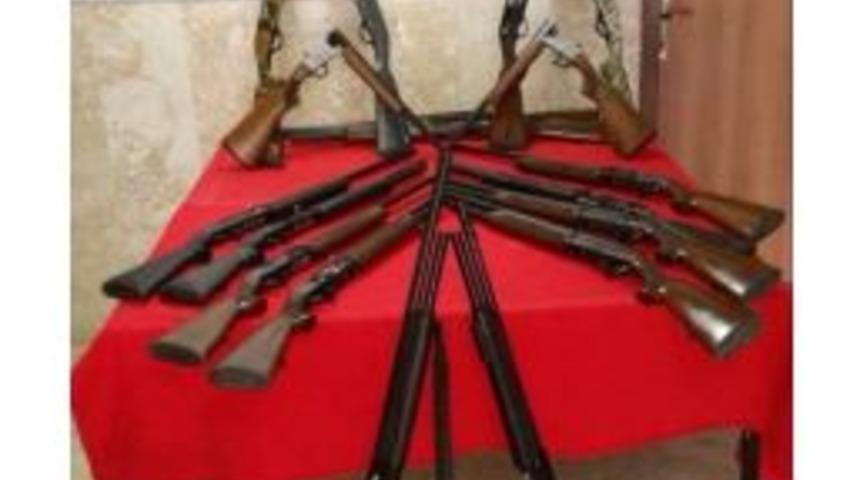 Beyşehir&rsquo;de Yasa Dışı &Uuml;retim T&uuml;fekler Ele Ge&ccedil;irildi