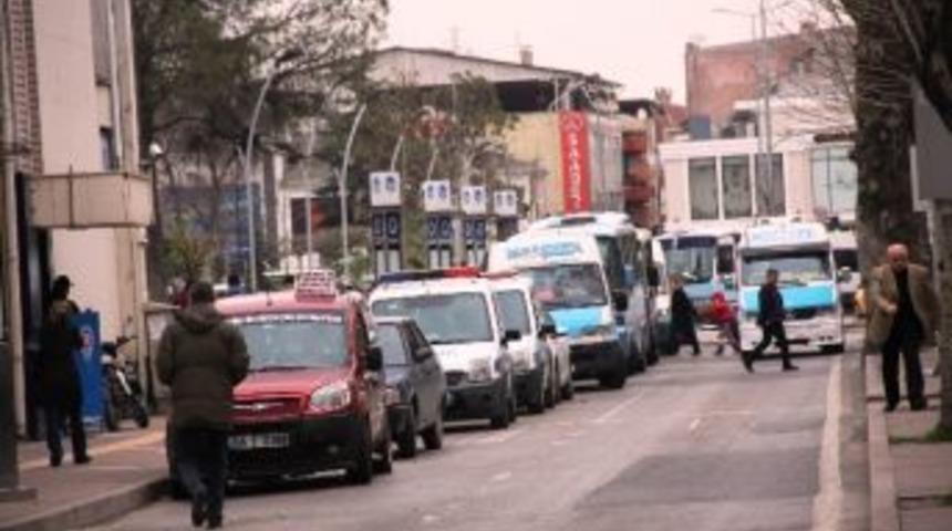 Sakarya&rsquo;da 2015 Haziran Ayı Sonu İtibariyle Trafiğe Kayıtlı Ara&ccedil; Sayısı 250 Bine Dayandı