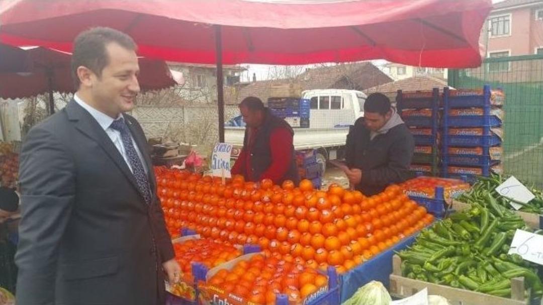 Pazarcı Esnafı &Ccedil;abuk&rsquo;u Bağrına Bastı