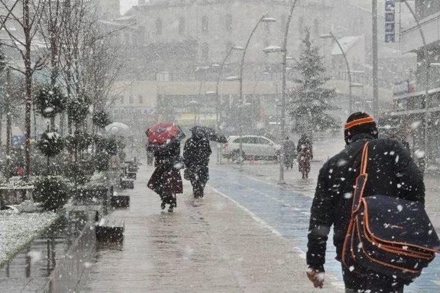 Bolu’da Yoğun Kar Yağışı