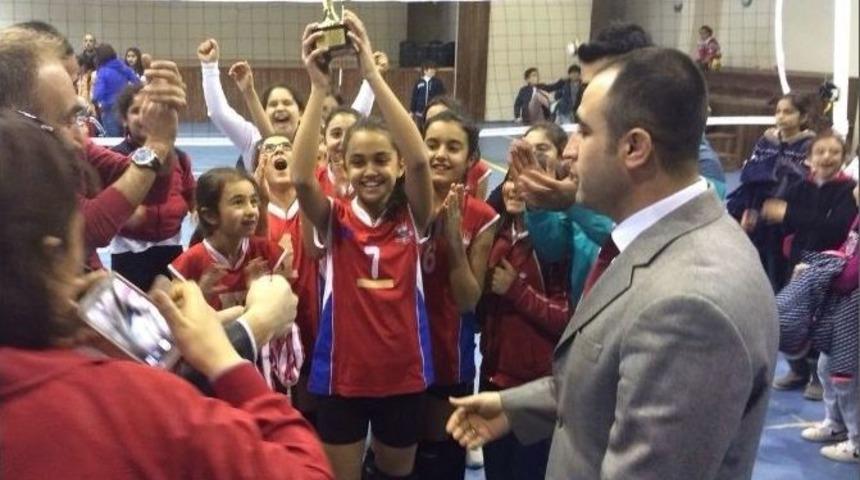 Voleybolda Kupa Bah&ccedil;eşehir&rsquo;in