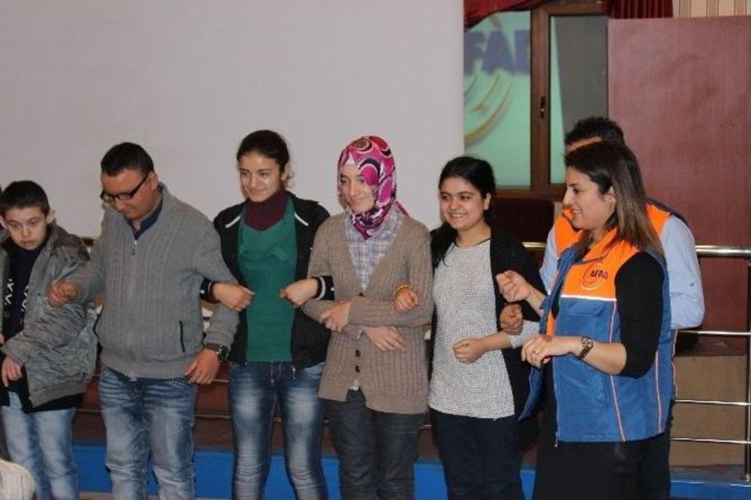 Afad&rsquo;dan Engelli &Ccedil;ocuklara İşaret Dili İle Afet Eğitimi