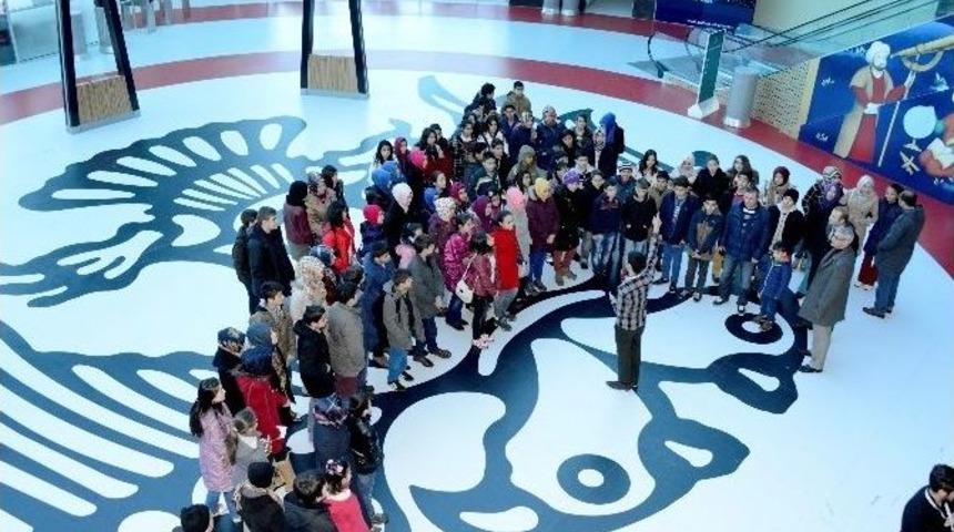 Bilgi Merkezi &Ouml;ğrencileri Bilim Merkezi&rsquo;nde