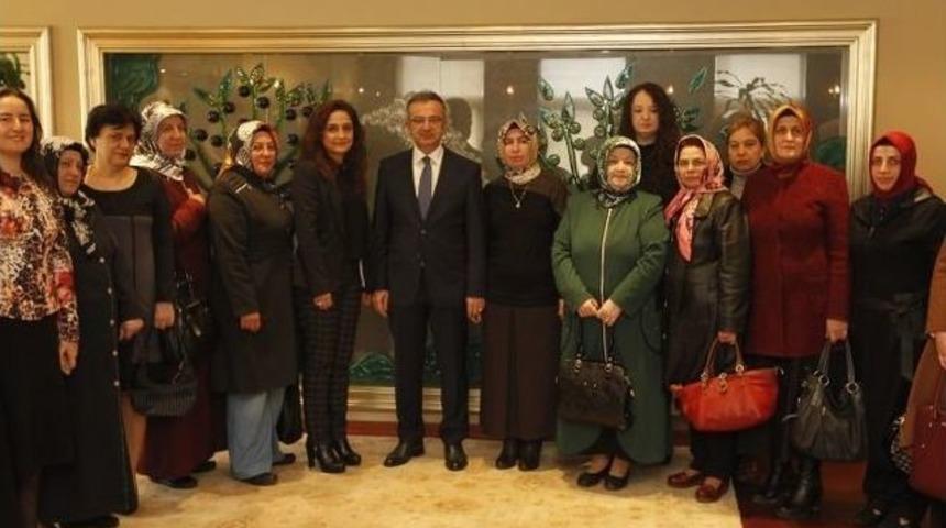 Ak Kadınlar Başkan K&ouml;şker&rsquo;i Ziyaret Etti