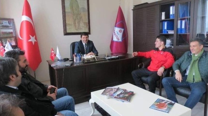 Şampiyon &Ccedil;ebi, 1461 Trabzon&rsquo;da