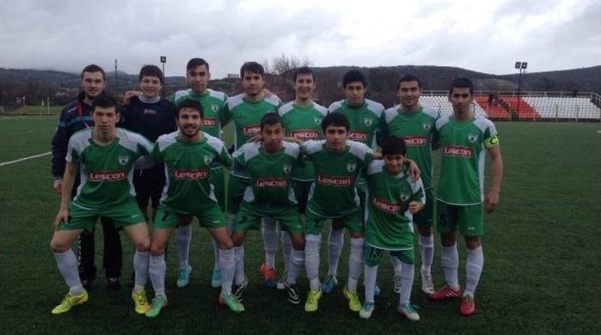 11&rsquo;inde Abileriyle Top Koşturdu